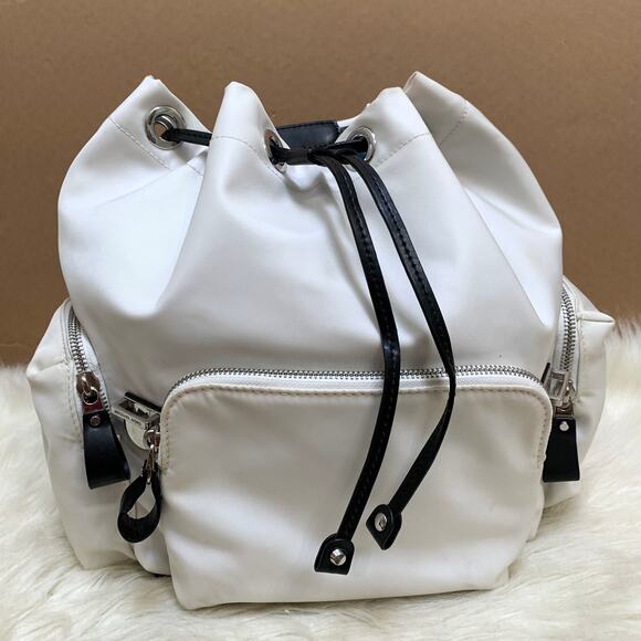MICHAEL KORS Optic White & Black Nylon BEACON Medium Size Backpack Handbag - Picture 10 of 16
